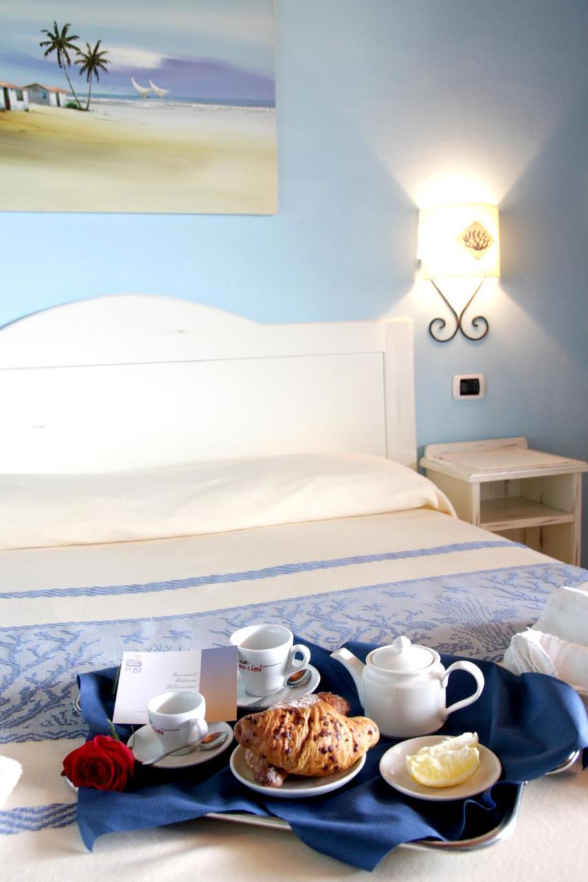 Hotel Tupei Calasetta Zewnętrze zdjęcie