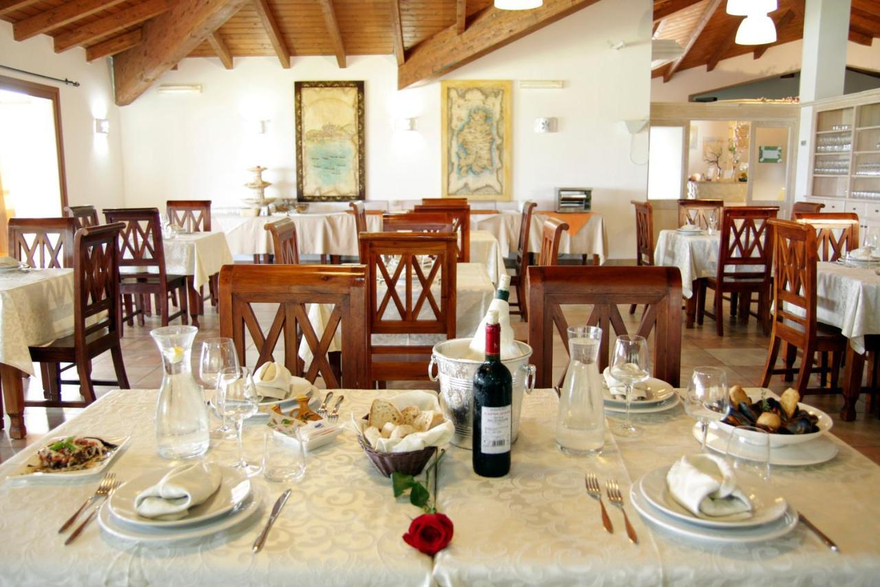 Hotel Tupei Calasetta Zewnętrze zdjęcie